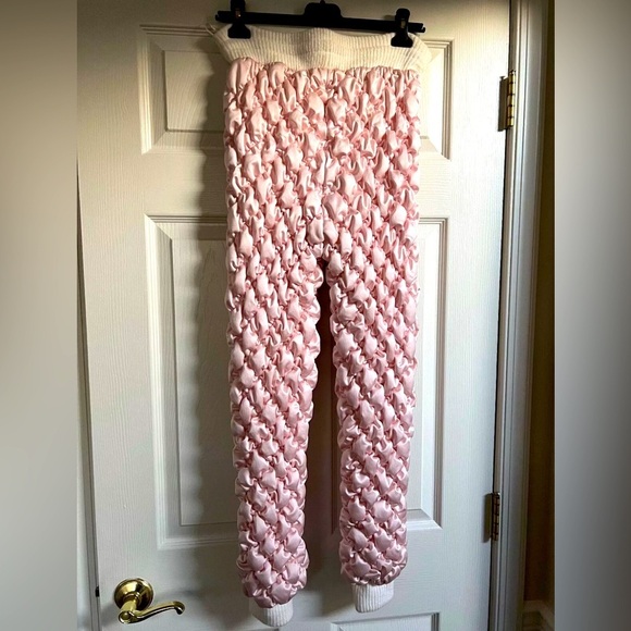 Host Pick 🎉NWT CHANEL COCO Neige Padded Quilted Apres Ski Jogger Pants - Picture 4 of 12